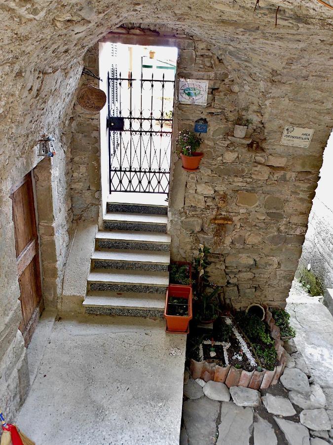 Il Nido Magico Incanto E Magia Nel Borgo Antico Calice al Cornoviglio Ngoại thất bức ảnh